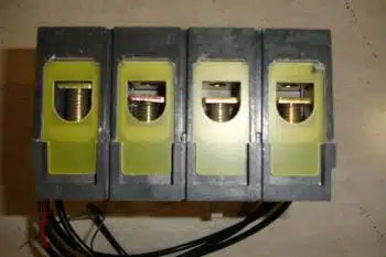 General Electric D250 Circuit Breaker