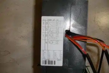 General Electric D250 Circuit Breaker