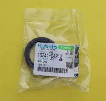 Kubota 1624104212 Oil Seal